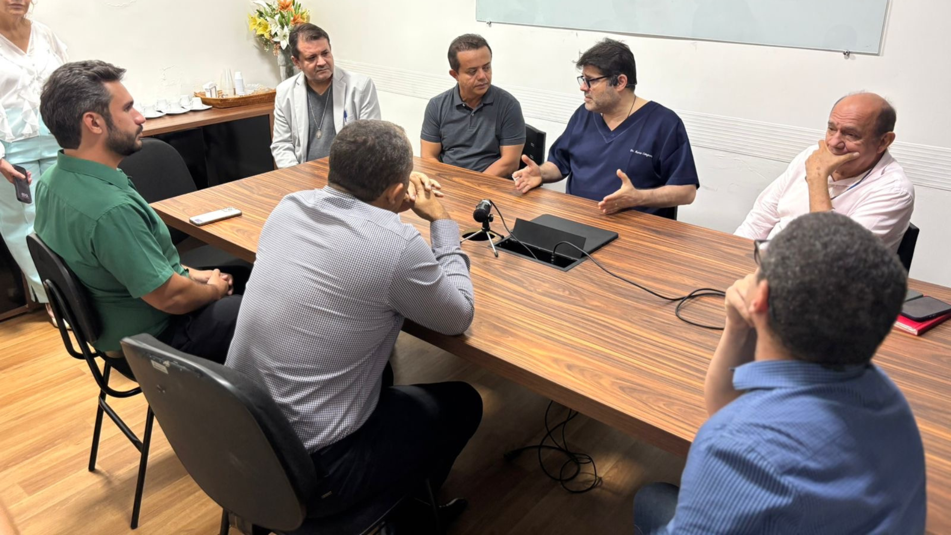 Reuniao cirurgias cardiacas e vasculares